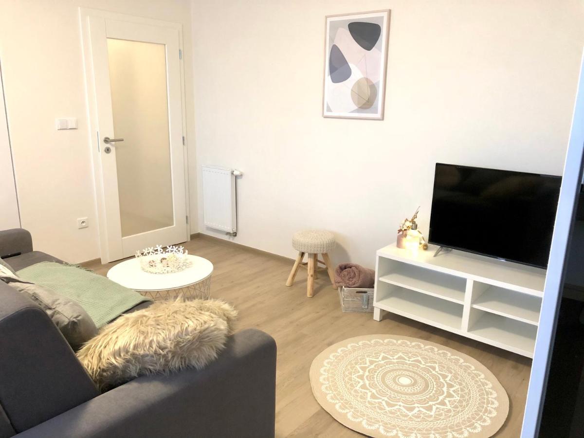 Rezidence Weisovka Daire Ceske Budejovice Dış mekan fotoğraf